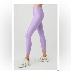 NWT Alo Airlift High Waisted Legging in Violet Skies
